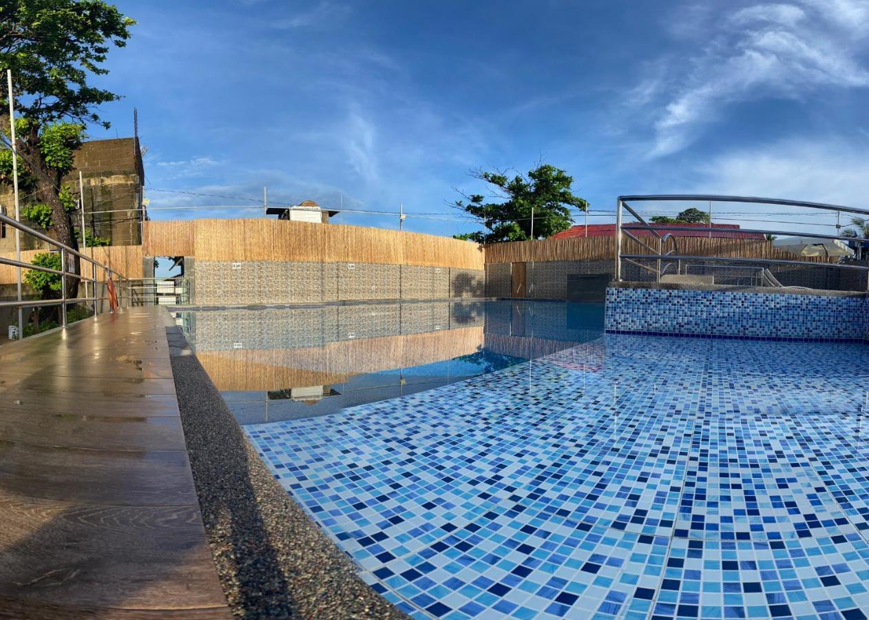 Hip Nautic Beach Resort Powered By Cocotel ลีอัน ภายนอก รูปภาพ